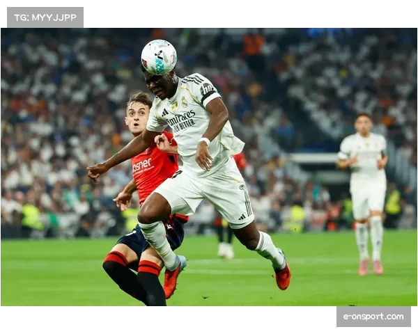 奥萨苏纳4-2-3-1高强度体系 布迪米尔12球支撑直接足球风格